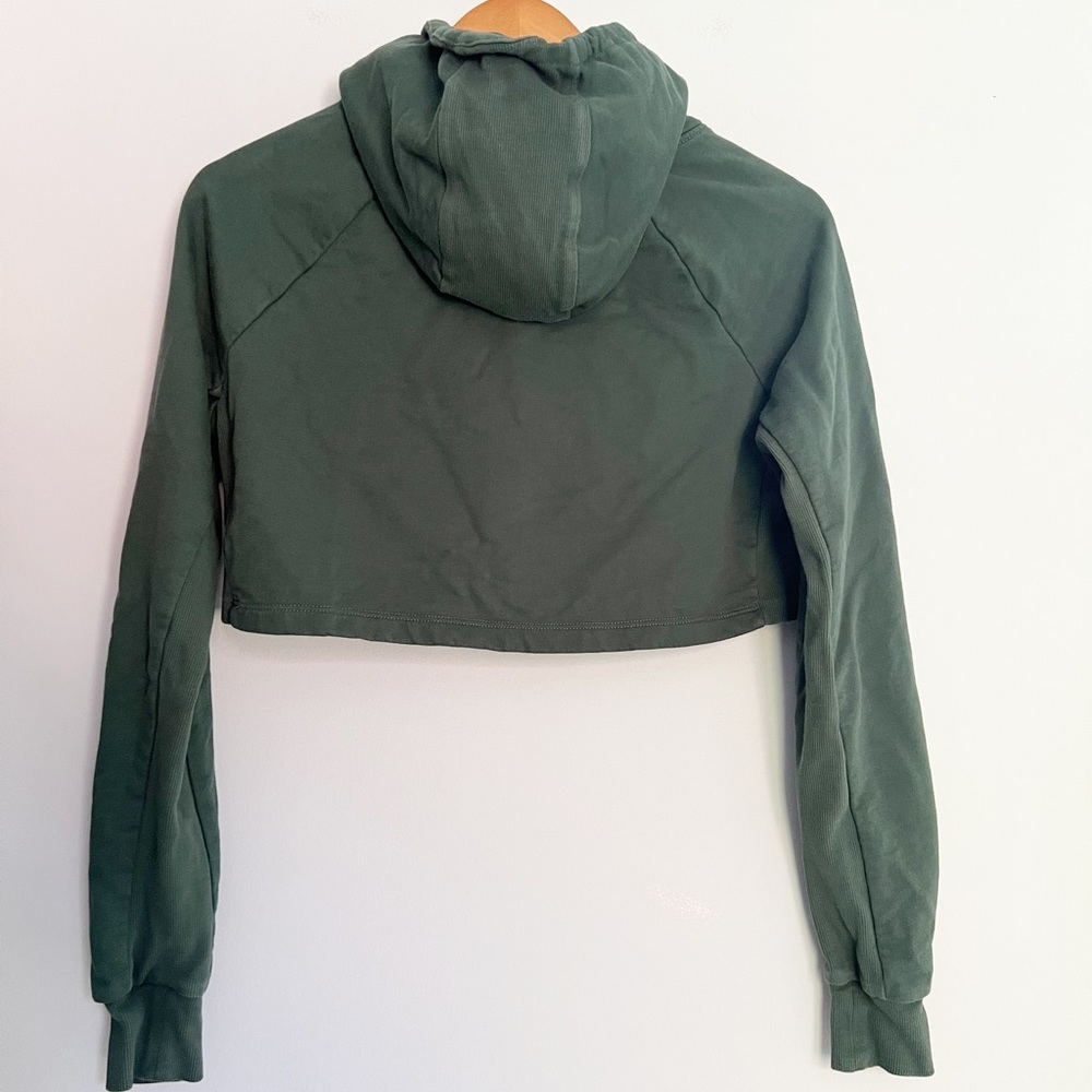 Gymshark Training Cropped Hoodie Alpine Green Size XS - Picture 2 of 5